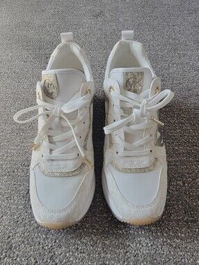 Michael Kors Crista Trainer White Gold Sneakers • Excellent • Size 5.5